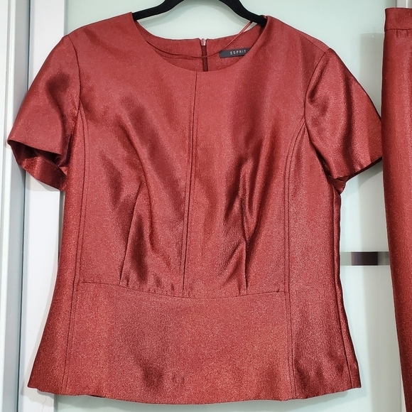 Esprit Top and Cigarette trousers set - Picture 3 of 16